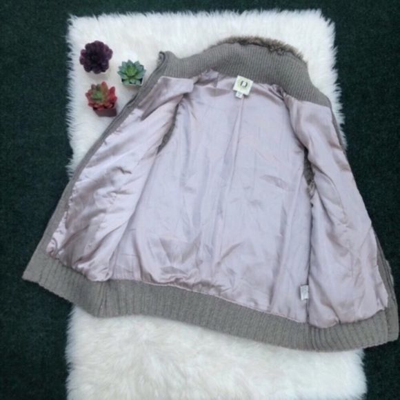 Faux Fur Vest NEW - Picture 4 of 10